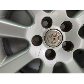 Recambio de llanta para toyota corolla verso (r1) 2.2 turbodiesel cat referencia OEM IAM 426110F070 6.5JX16 ET45 H5 5X115