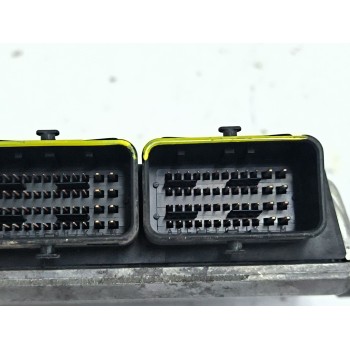Recambio de centralita motor uce para opel movano a autobús (x70) 2.5 dti (jd) referencia OEM IAM 0281011105  