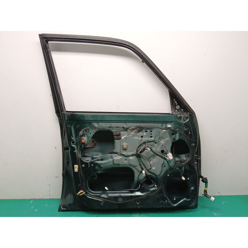 PUERTA DELANTERA IZQUIERDA 6700260431
