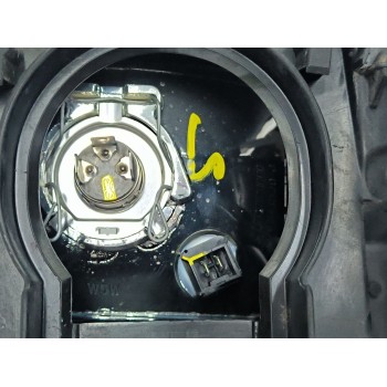 Recambio de faro derecho para opel movano a autobús (x70) 2.5 dti (jd) referencia OEM IAM 4500917  