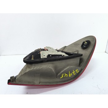 Recambio de piloto trasero izquierdo para mercedes-benz clase e (w211) e 270 cdi (211.016) referencia OEM IAM A2118200564  