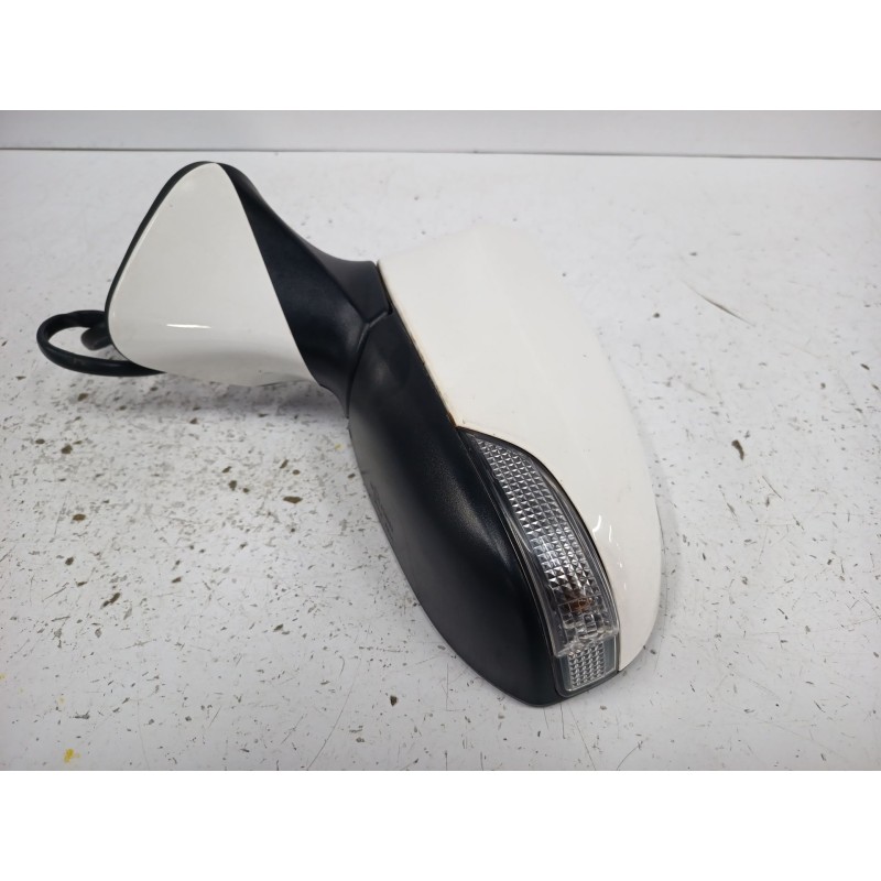 RETROVISOR IZQUIERDO