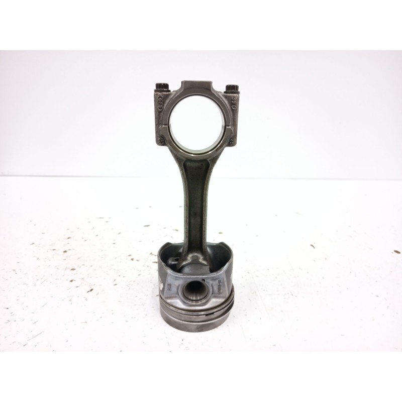 Recambio de biela para volkswagen golf vii (5g1, bq1, be1, be2) 1.6 tdi referencia OEM IAM 03LA  
