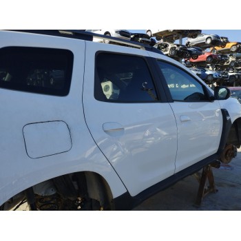 Recambio de puerta trasera derecha para dacia duster (hm_) 1.0 tce lpg referencia OEM IAM   