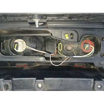 Recambio de piloto trasero izquierdo para opel vivaro b autobús (x82) 1.6 cdti (06) referencia OEM IAM 265556737 93867974 
