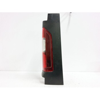 Recambio de piloto trasero derecho para opel vivaro b autobús (x82) 1.6 cdti (06) referencia OEM IAM 265504656 93867969 