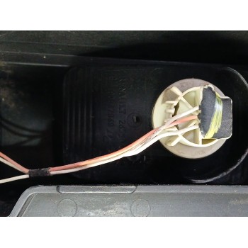 Recambio de piloto trasero derecho para opel vivaro b autobús (x82) 1.6 cdti (06) referencia OEM IAM 265504656 93867969 