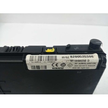 Recambio de caja reles / fusibles para renault scenic ii 1.9 dci diesel referencia OEM IAM 8200525386 S118400250D 