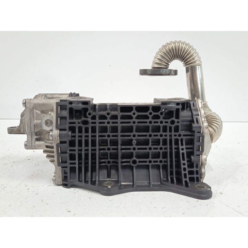 Recambio de enfriador egr para peugeot rifter 1.5 blue-hdi fap referencia OEM IAM 9813050280  