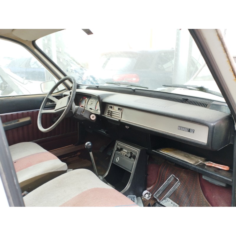 RENAULT 12 (117_) 1977