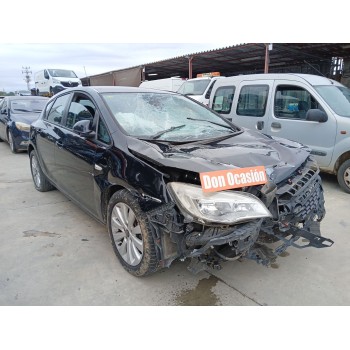 opel astra j (p10) del año 2010