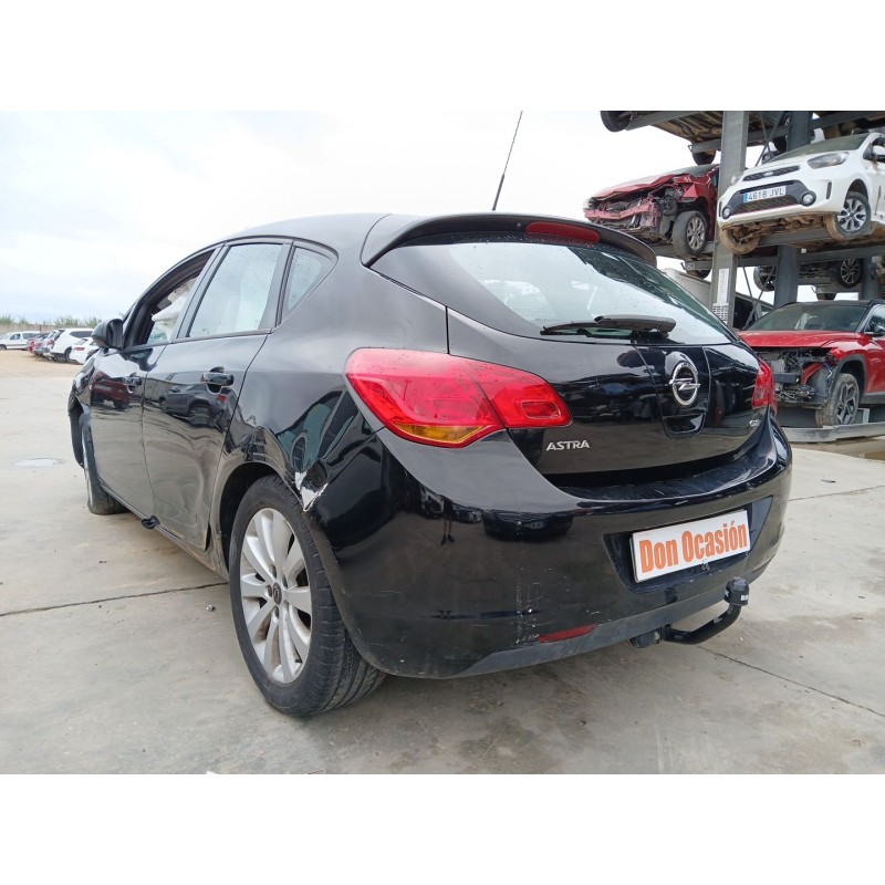 OPEL ASTRA J (P10) 2010