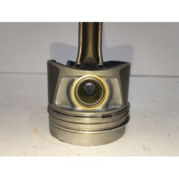 Recambio de biela para audi a4 b8 (8k2) 2.0 tdi referencia OEM IAM 038198401F  