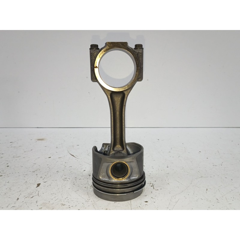 Recambio de biela para audi a4 b8 (8k2) 2.0 tdi referencia OEM IAM 038198401F  