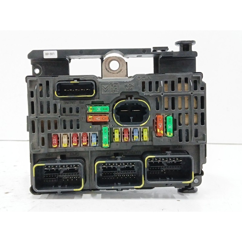 Recambio de caja reles / fusibles para peugeot 407 sw (6e_, 6d_) 2.0 hdi 135 referencia OEM IAM 6500CG BSML0200 
