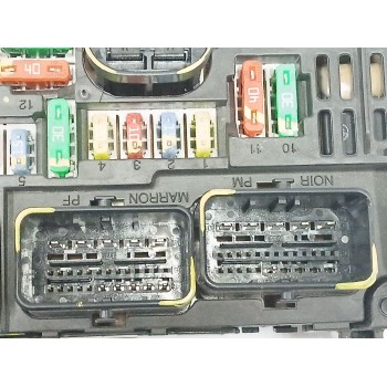 Recambio de caja reles / fusibles para peugeot 407 sw (6e_, 6d_) 2.0 hdi 135 referencia OEM IAM 6500CG BSML0200 