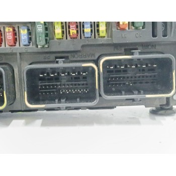 Recambio de caja reles / fusibles para peugeot 407 (6d_) 2.0 hdi 135 (6drhrh, 6drhre, 6drhrg, 6drhrj) referencia OEM IAM 9661682