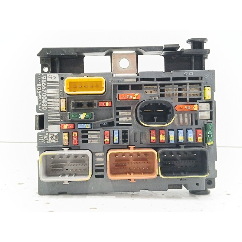 Recambio de caja reles / fusibles para citroën berlingo 1.6 16v hdi referencia OEM IAM 9666700480  