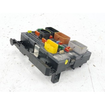 Recambio de caja reles / fusibles para citroën berlingo 1.6 16v hdi referencia OEM IAM 9666700480  