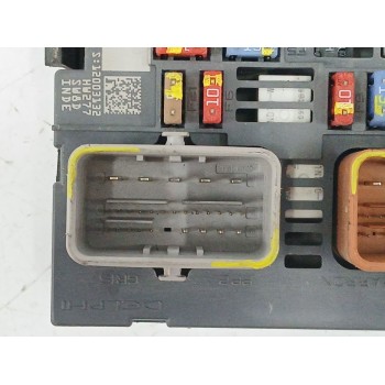 Recambio de caja reles / fusibles para citroën berlingo 1.6 16v hdi referencia OEM IAM 9666700480  
