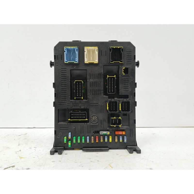 Recambio de caja reles / fusibles para peugeot 407 sw (6e_, 6d_) 2.0 hdi 135 referencia OEM IAM 9663510480 216760315B 216760315B