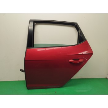 Recambio de puerta trasera izquierda para seat leon st (5f8) 1.5 16v tsi act referencia OEM IAM 5F9833055  