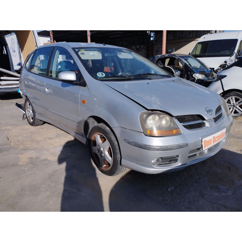 nissan almera tino (v10) del año 2002