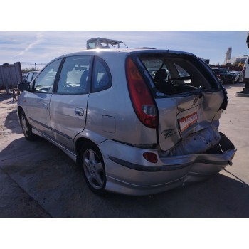 nissan almera tino (v10) del año 2002