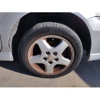 nissan almera tino (v10) del año 2002