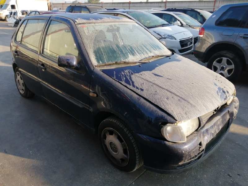 VOLKSWAGEN POLO BERLINA (6N1)