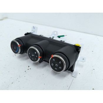 Recambio de mando climatizador para renault clio v (b7_) 1.5 blue dci 100 (b7ad) referencia OEM IAM 275007620R  