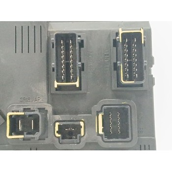 Recambio de caja reles / fusibles para peugeot 407 (6d_) 2.0 hdi 135 (6drhrh, 6drhre, 6drhrg, 6drhrj) referencia OEM IAM 9655221