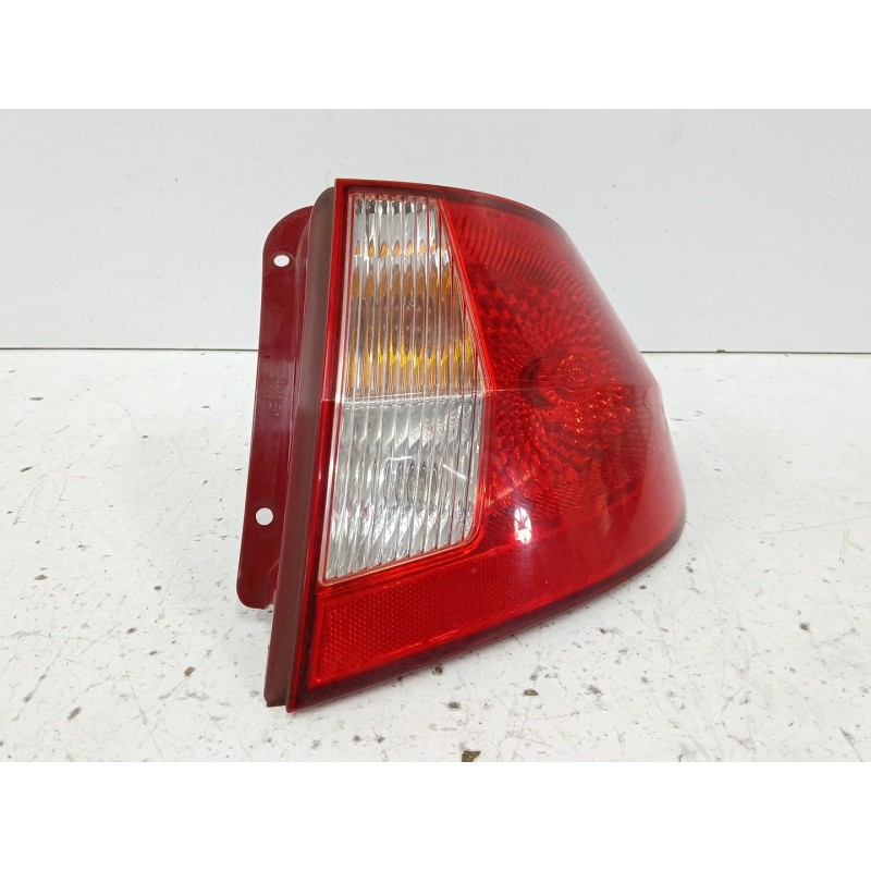 Recambio de piloto trasero derecho para hyundai getz (tb) 1.1 referencia OEM IAM 924021C5XX  