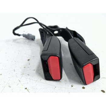 ENGANCHE CINTURON TRASERO IZQUIERDO 639515800A 