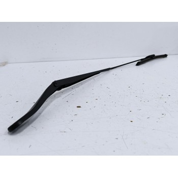 Recambio de brazo limpia delantero derecho para renault clio v (b7_) 1.5 blue dci 100 (b7ad) referencia OEM IAM 288865010R  