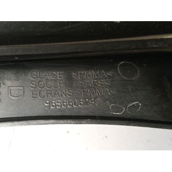 Recambio de piloto trasero derecho para peugeot 407 (6d_) 2.0 hdi 135 (6drhrh, 6drhre, 6drhrg, 6drhrj) referencia OEM IAM 965660