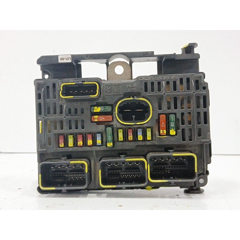 Recambio de caja reles / fusibles para peugeot 407 (6d_) 2.0 hdi 135 (6drhrh, 6drhre, 6drhrg, 6drhrj) referencia OEM IAM 9656086