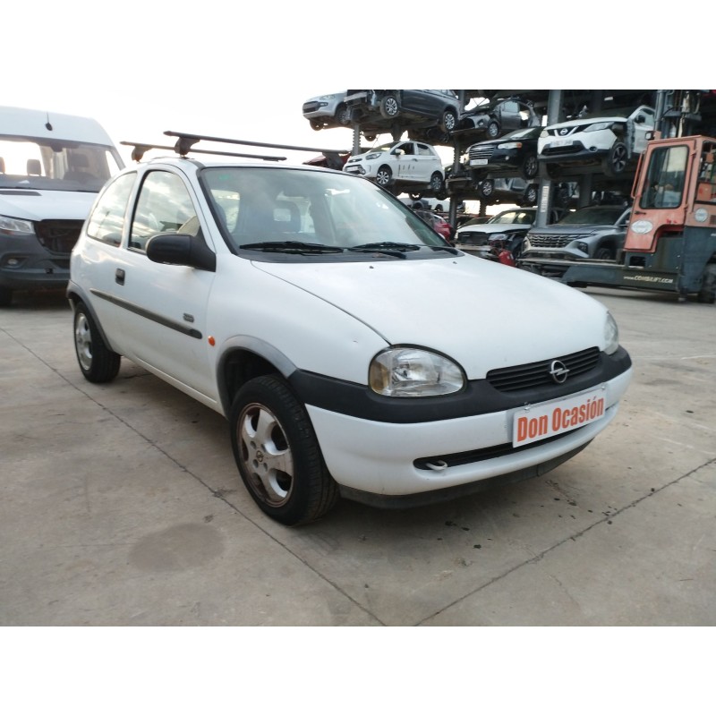 opel corsa b (s93) del año 2000