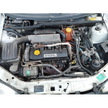 opel corsa b (s93) del año 2000