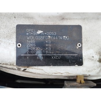 opel corsa b (s93) del año 2000