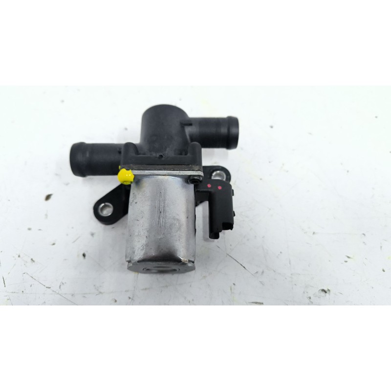 Recambio de bomba agua para renault clio v (b7_) 1.5 blue dci 100 (b7ad) referencia OEM IAM 212309316R  