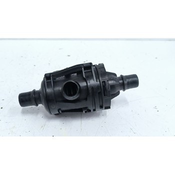 Recambio de bomba agua para renault clio v (b7_) 1.5 blue dci 100 (b7ad) referencia OEM IAM 212008315R  