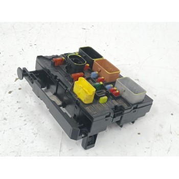 Recambio de caja reles / fusibles para peugeot 307 cc (3b) 2.0 hdi 135 referencia OEM IAM 9661087080  