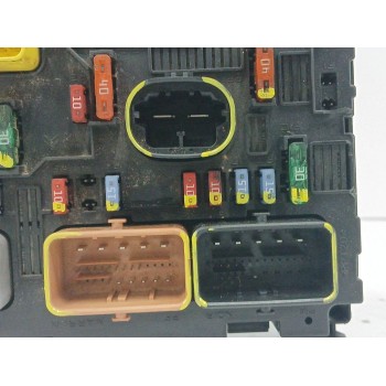 Recambio de caja reles / fusibles para peugeot 307 cc (3b) 2.0 hdi 135 referencia OEM IAM 9661087080  