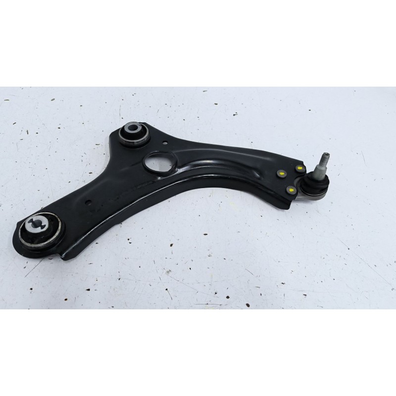 Recambio de brazo suspension inferior delantero derecho para renault clio v (b7_) 1.5 blue dci 100 (b7ad) referencia OEM IAM 545