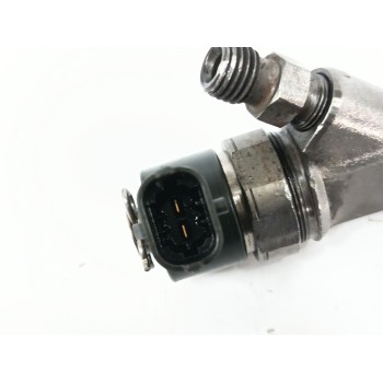 Recambio de inyector para opel movano a autobús (x70) 2.5 dti (jd) referencia OEM IAM 8200101135 0445110087 