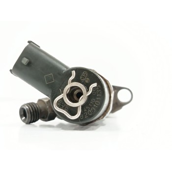 Recambio de inyector para opel movano a autobús (x70) 2.5 dti (jd) referencia OEM IAM 8200101135 0445110087 