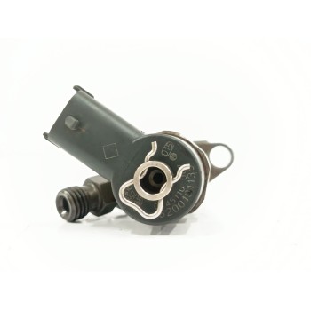 Recambio de inyector para opel movano a autobús (x70) 2.5 dti (jd) referencia OEM IAM 8200101135 0445110087 