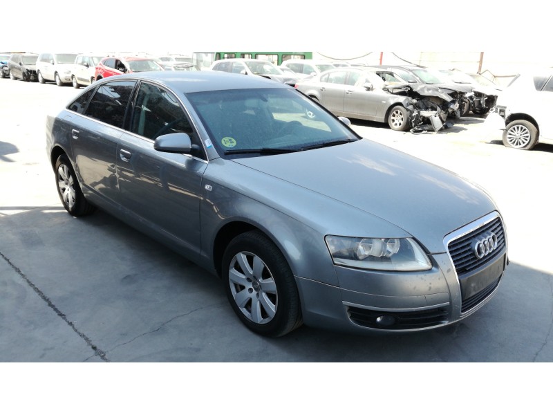 AUDI A6 BERLINA (4F2)