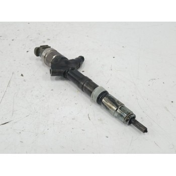 Recambio de inyector para toyota corolla sedán (_e12_) 2.0 d-4d (cde120_) referencia OEM IAM 236700G010 08251 